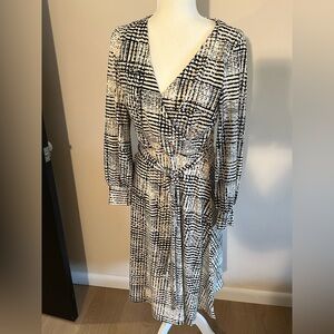 Elegant Black and White Patterned Dress from H & M size medium